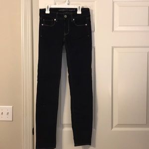 Dark wash American eagle jeans